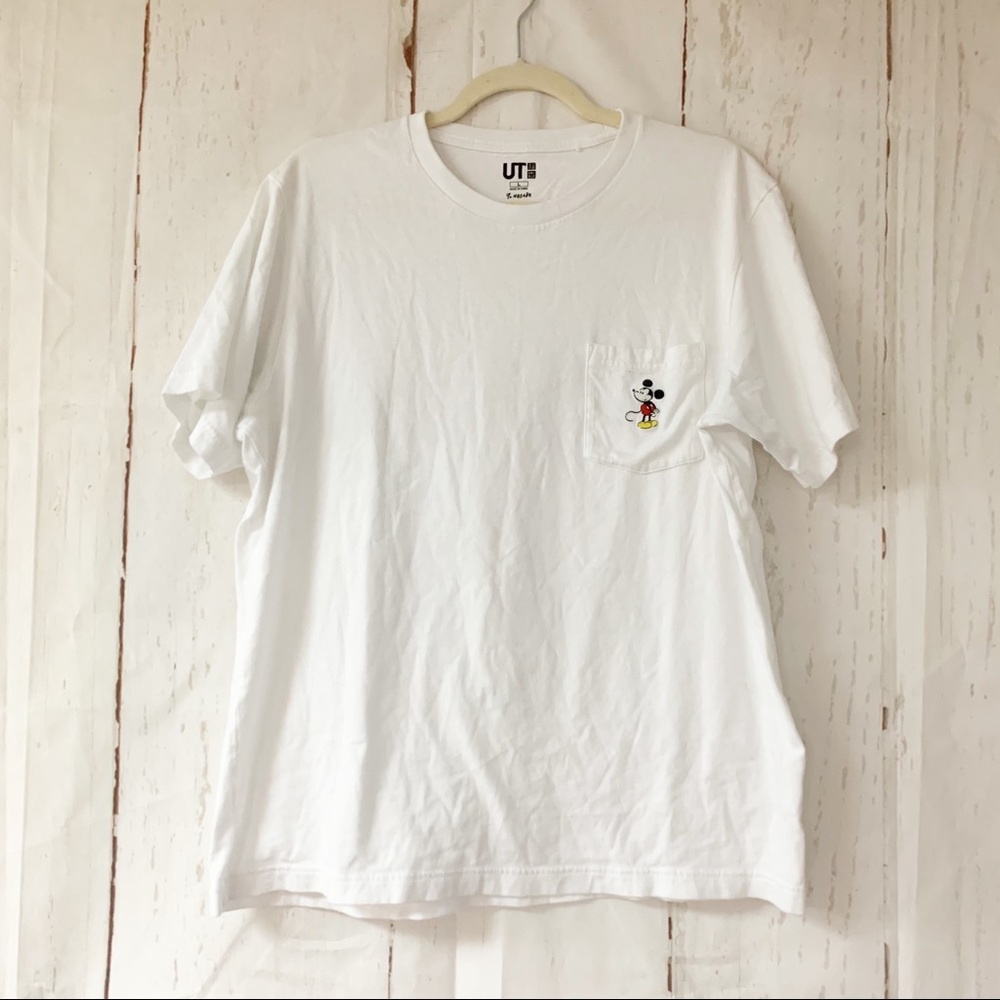 Uniqlo Disney White pocket tshirt large
